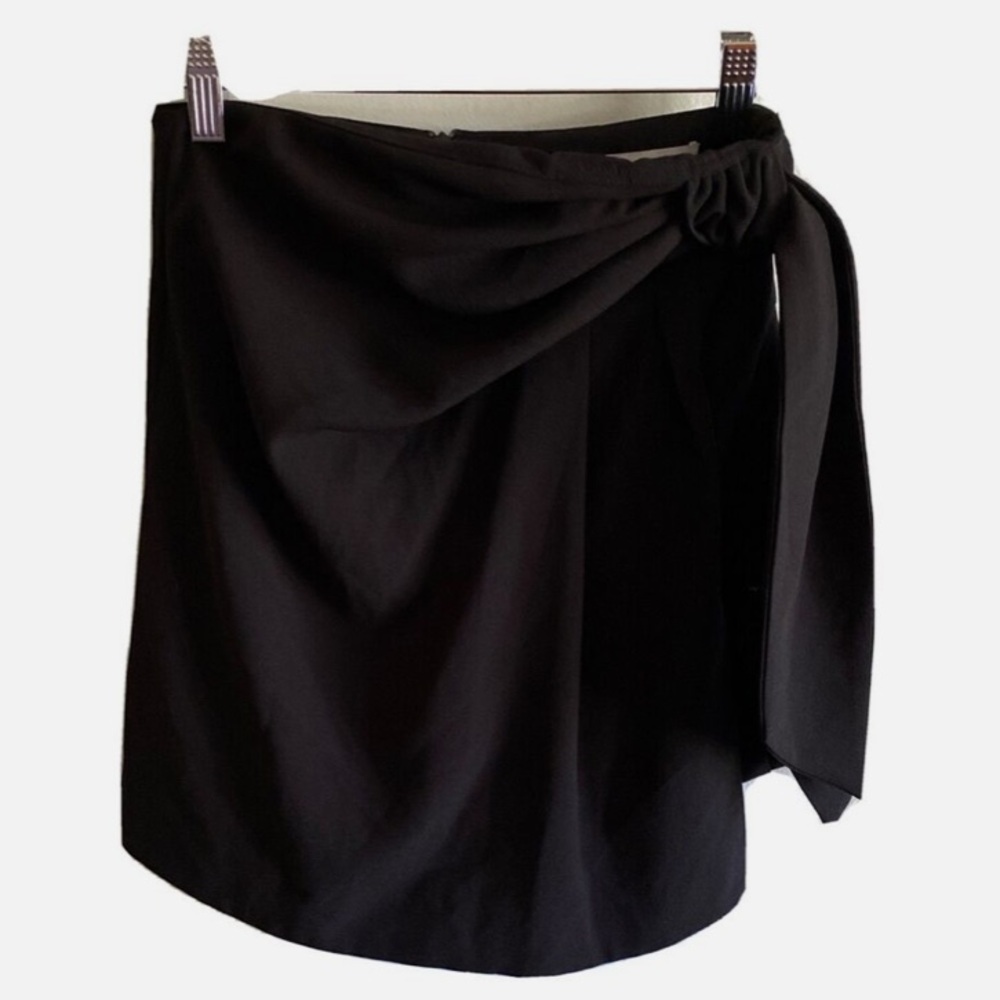 Zara size small black skort